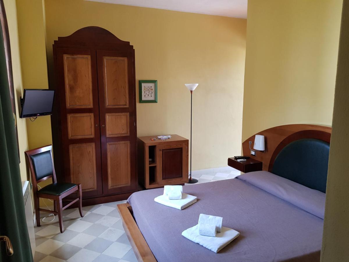 B&B Residenza Pizziniaco Lecce Exteriör bild