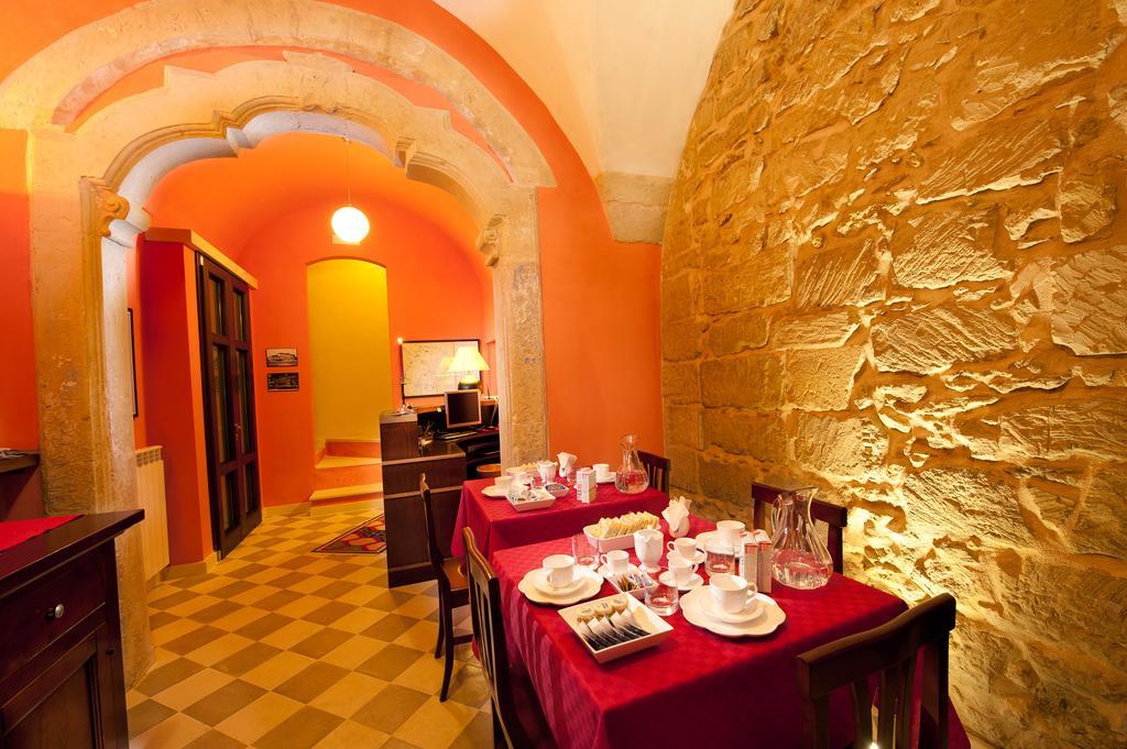 B&B Residenza Pizziniaco Lecce Exteriör bild