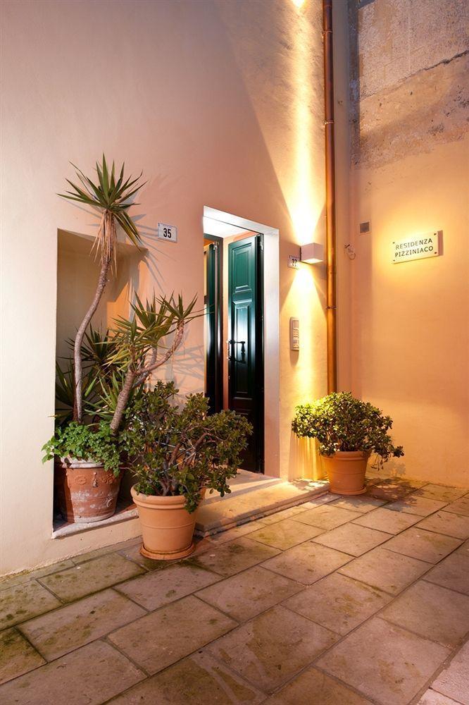 B&B Residenza Pizziniaco Lecce Exteriör bild