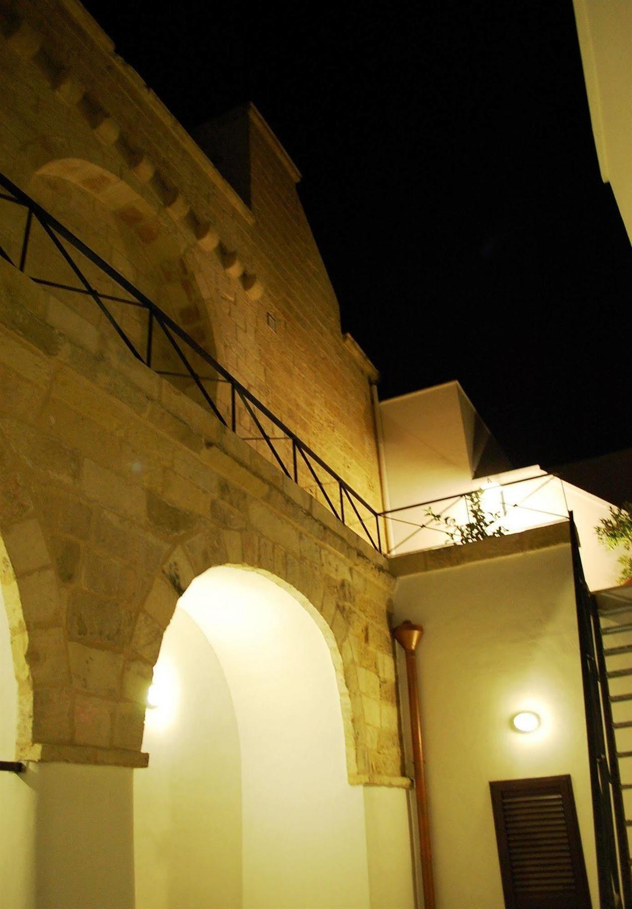 B&B Residenza Pizziniaco Lecce Exteriör bild