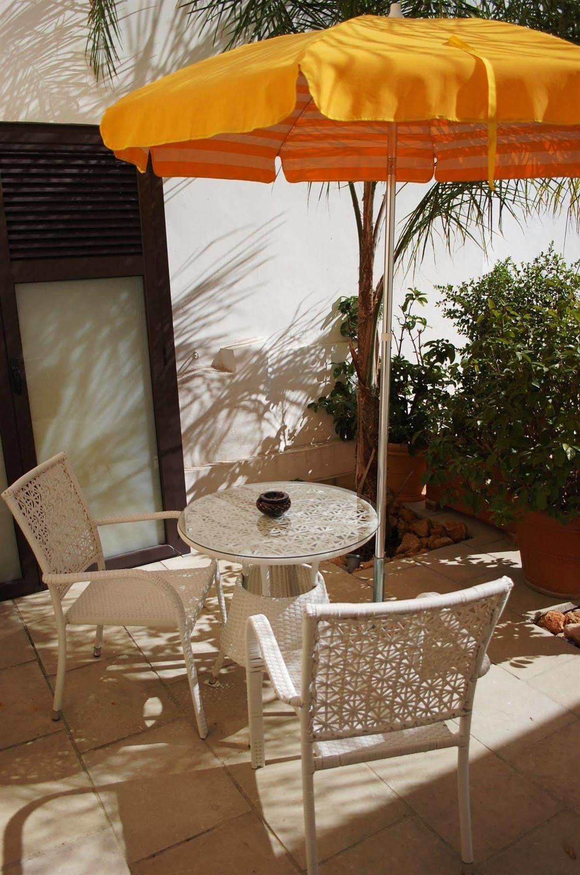 B&B Residenza Pizziniaco Lecce Exteriör bild